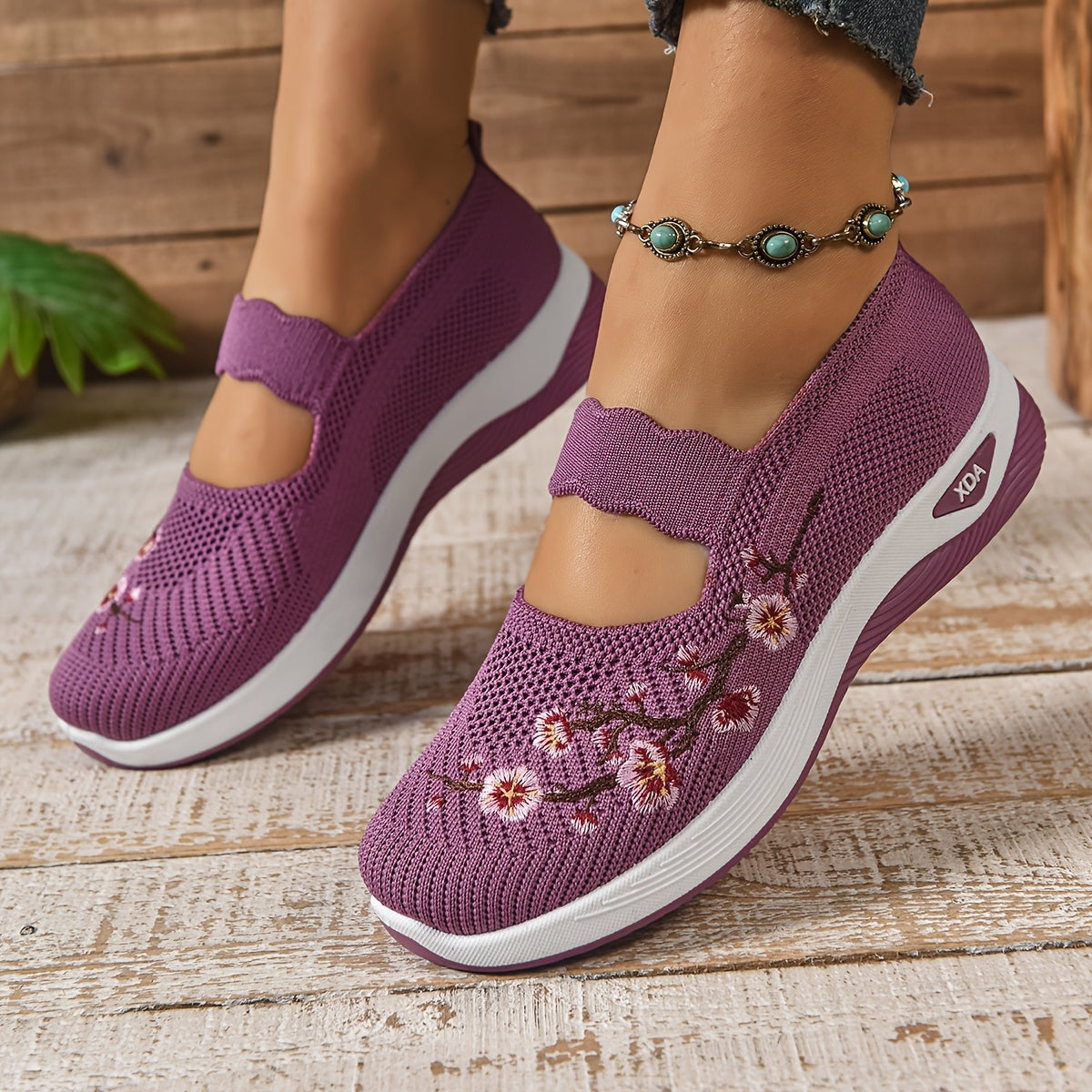 Aurore | Baskets en maille avec broderie florale