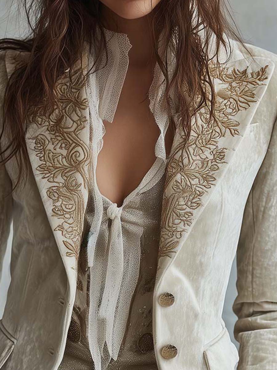Constance | Blazer Ivorio Ricamato Tailleur