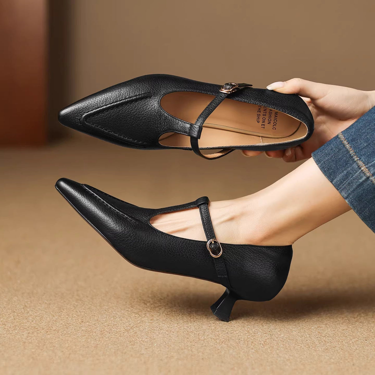 Eliza | Tacchi a T-Strap Punta