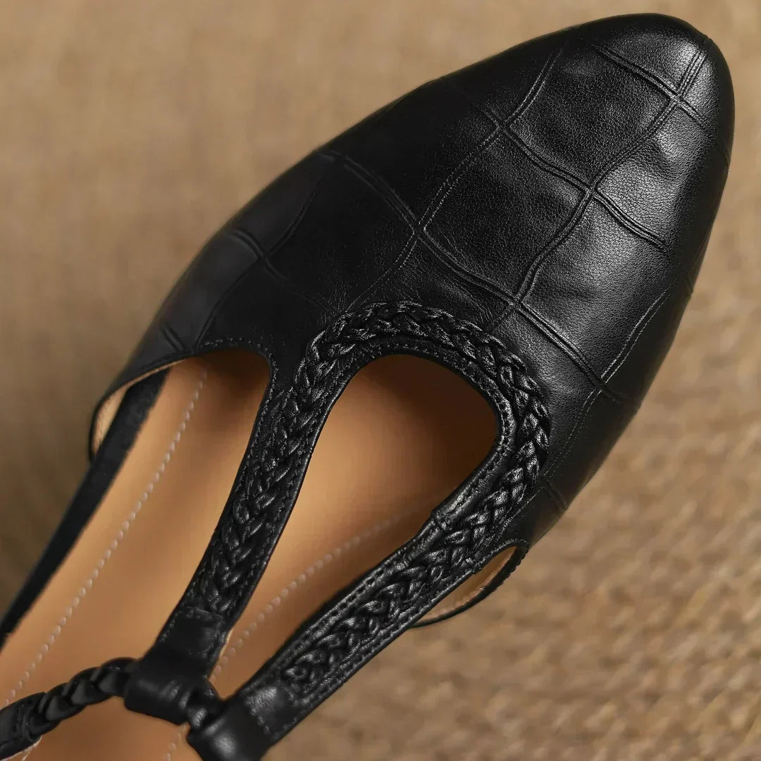 Maya | Mary Janes Kepa