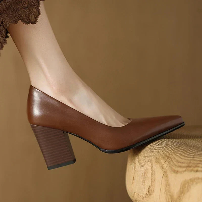 Vivienne | Pump con Tacco Blocco Senza Tempo