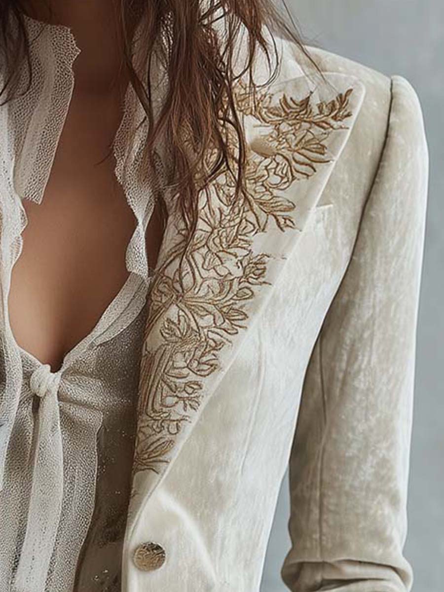 Constance | Blazer Ivorio Ricamato Tailleur