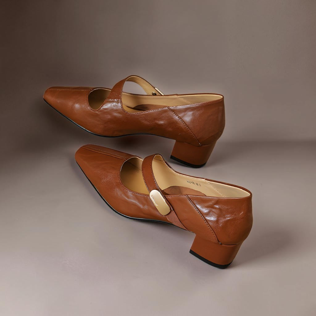 Sabella | Raffinate Pump Mary Jane con Punta Quadrata